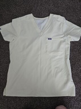 FIGS V-Neck Scrub Top in Sunlight Yellow